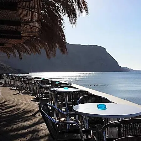 Crystal Hotel 4*